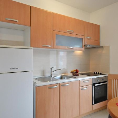 Apartmani Vedrana, Муртер Экстерьер фото