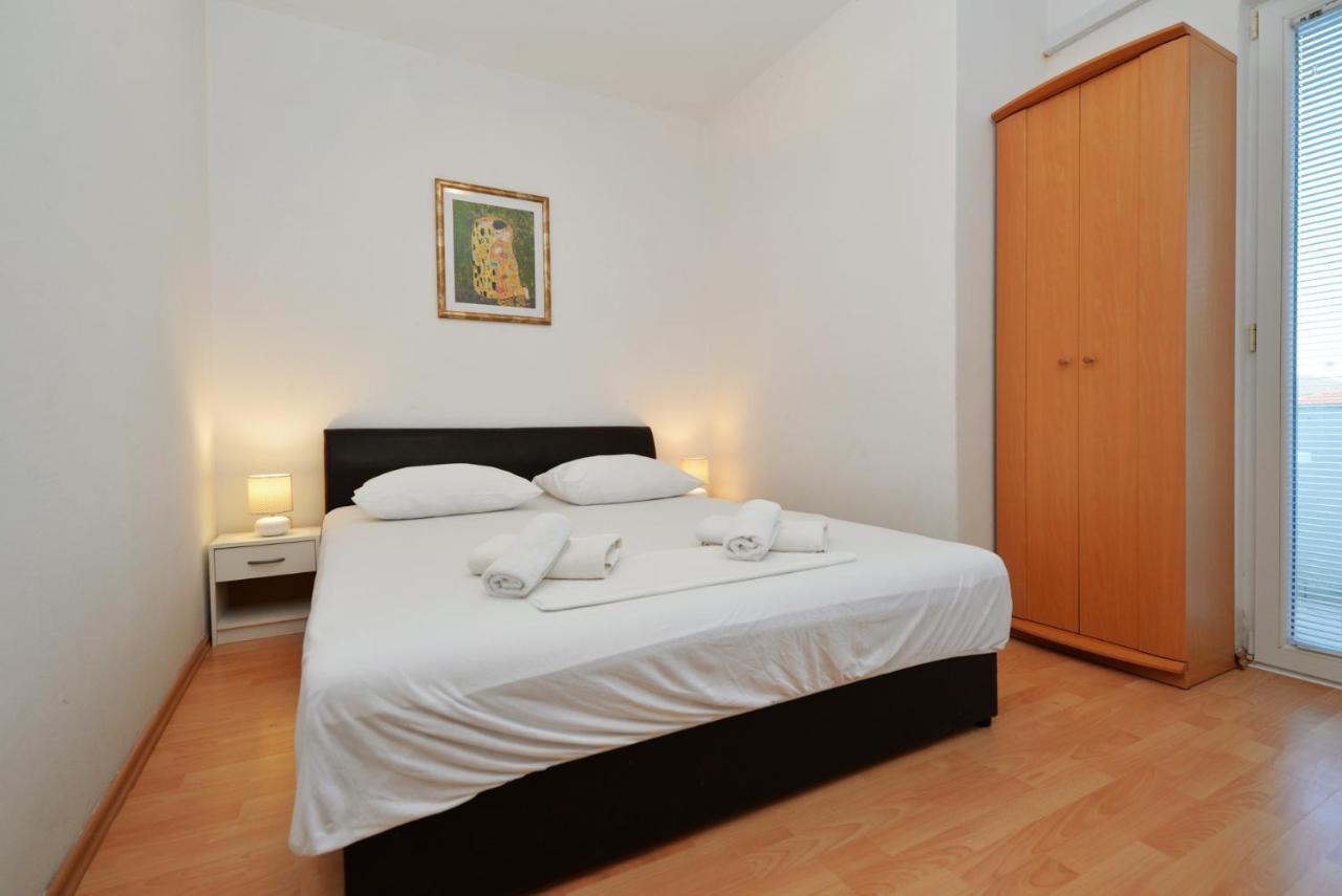 Apartmani Vedrana, Муртер Экстерьер фото