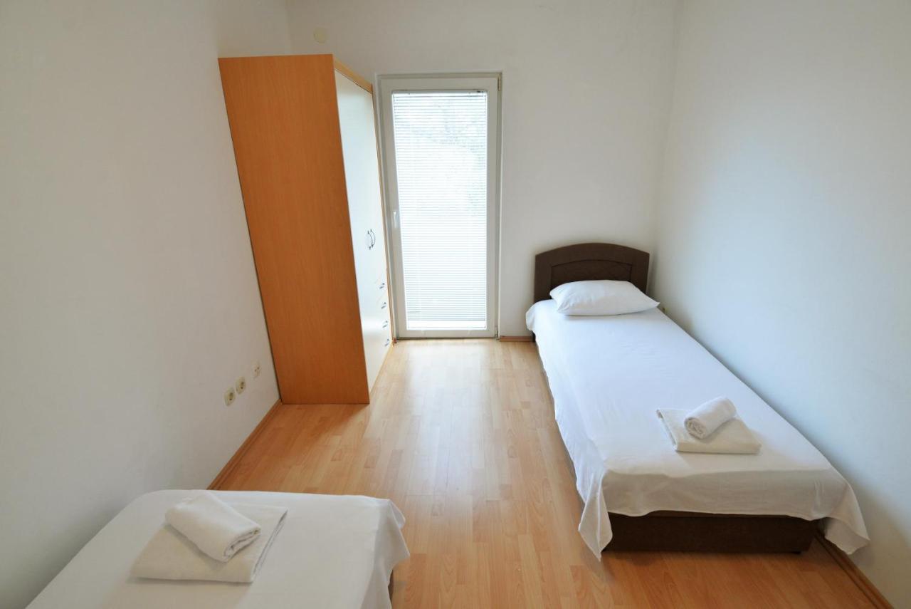 Apartmani Vedrana, Муртер Экстерьер фото