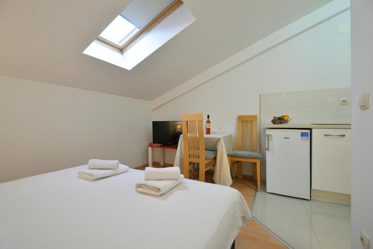 Apartmani Vedrana, Муртер Экстерьер фото