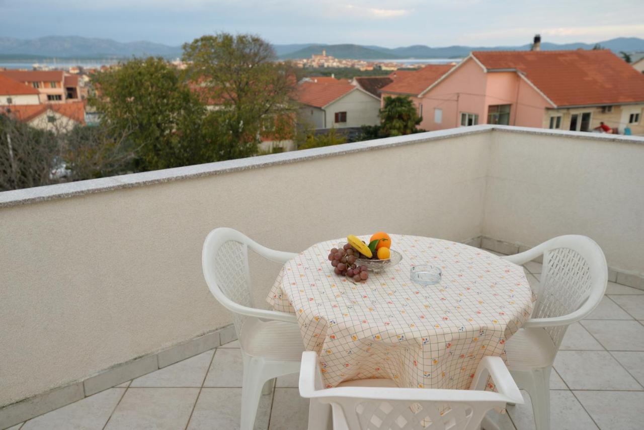 Apartmani Vedrana, Муртер Экстерьер фото