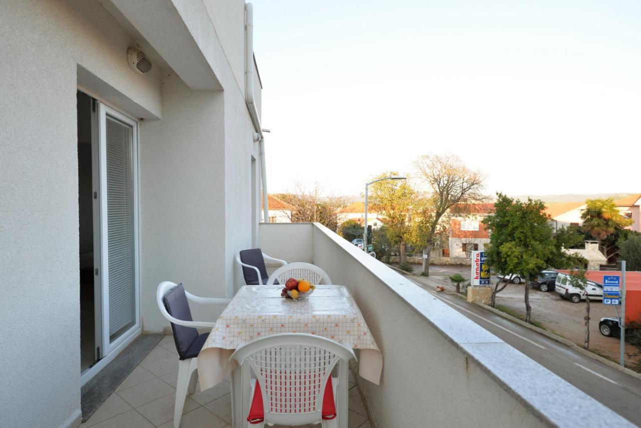 Apartmani Vedrana, Муртер Экстерьер фото